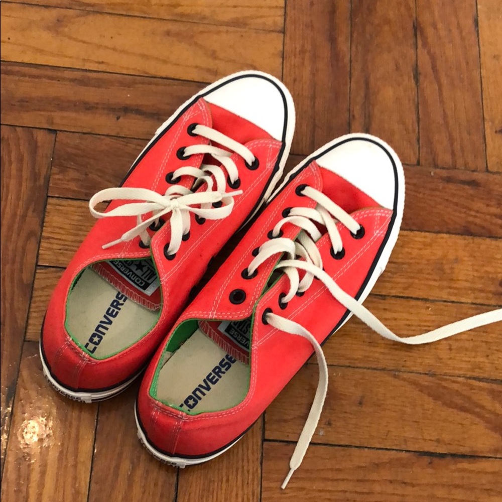 Converse chuck taylor all stars size 8 red/orange